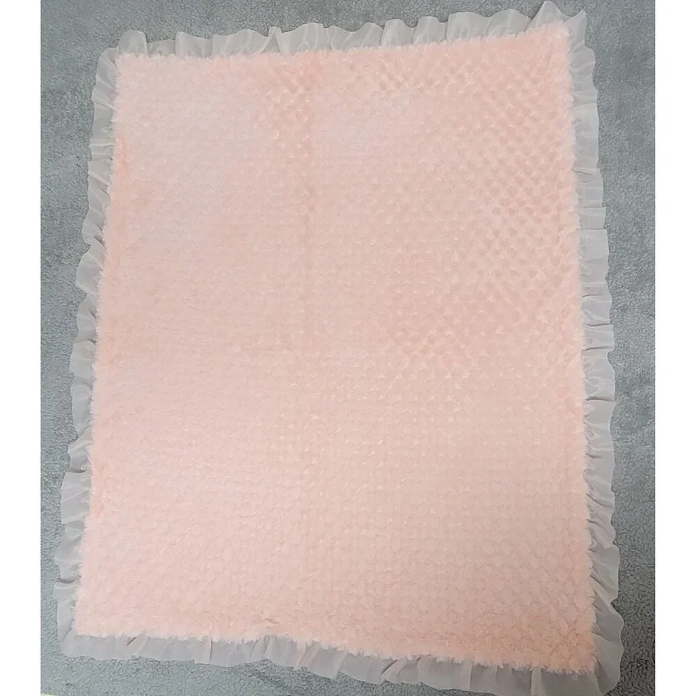 The Peanutshell Pink Baby Blanket - Picture 2 of 10